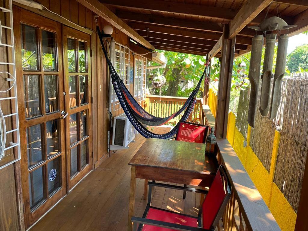 Seabreeze Inn Вест-Энд Экстерьер фото